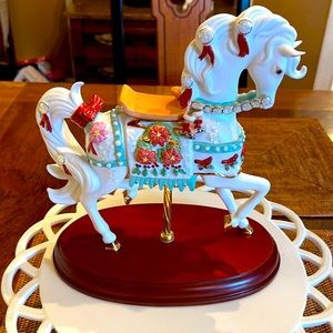 NEW LENOX 2005 CHRISTMAS CAROUSEL HORSE Annual Limited Ed nwob